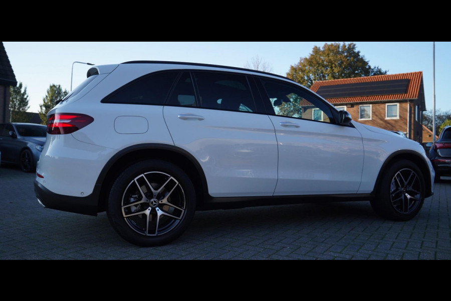 Mercedes-Benz GLC 250 4MATIC Business Solution AMG | Panorama | Leder / Alcantara | 100% onderhouden | LED / Xenon | NAP |