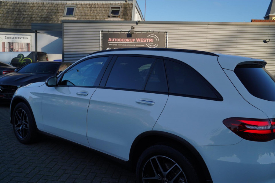 Mercedes-Benz GLC 250 4MATIC Business Solution AMG | Panorama | Leder / Alcantara | 100% onderhouden | LED / Xenon | NAP |