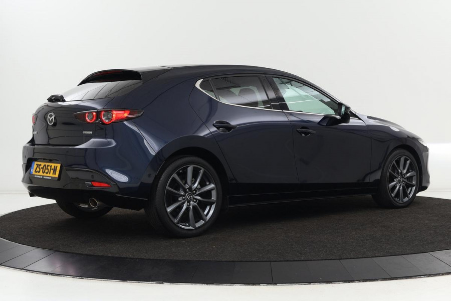 Mazda 3 2.0 SkyActiv-G Luxury | Leder | Stoel & stuurverwarming | 360 camera | Bose | Carplay | Adaptive cruise | Full LED | Keyless