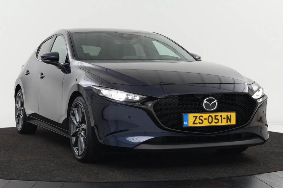 Mazda 3 2.0 SkyActiv-G Luxury | Leder | Stoel & stuurverwarming | 360 camera | Bose | Carplay | Adaptive cruise | Full LED | Keyless