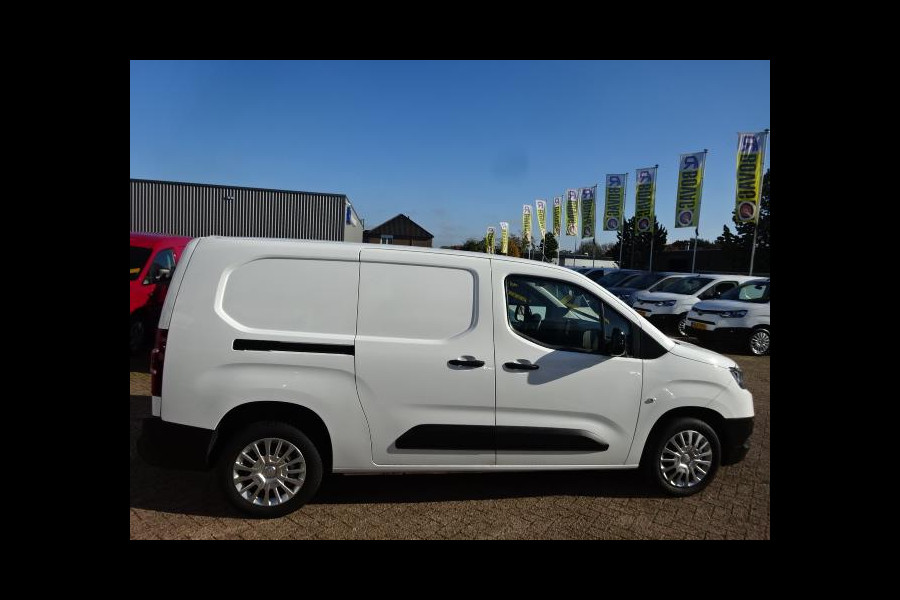 Toyota PROACE CITY 1.5 D-4D Navigator Long 130 PK NAVI CRUISE PDC