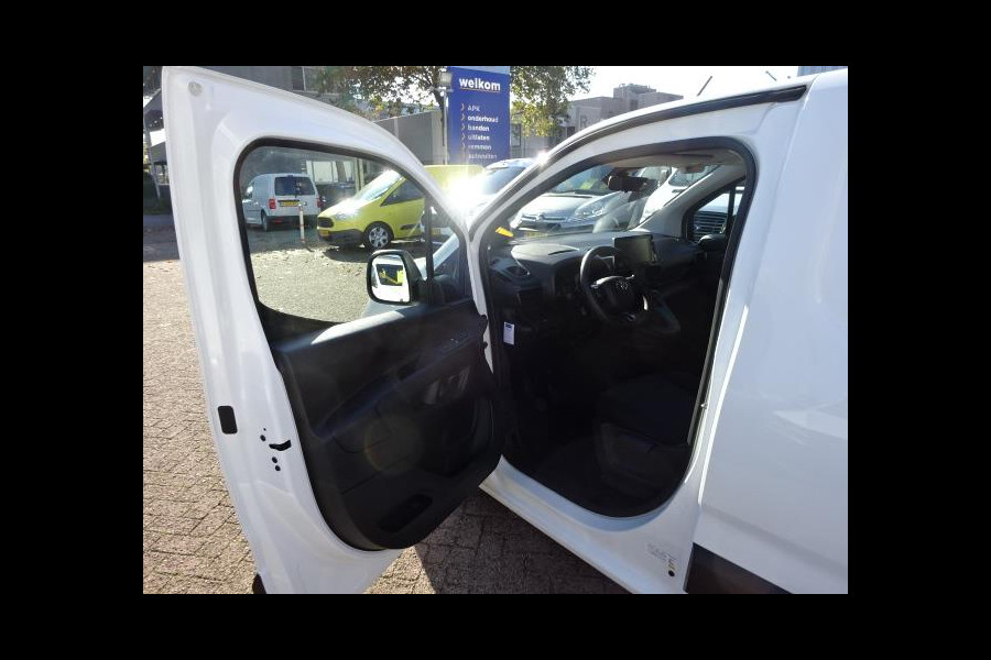 Toyota PROACE CITY 1.5 D-4D Navigator Long 130 PK NAVI CRUISE PDC