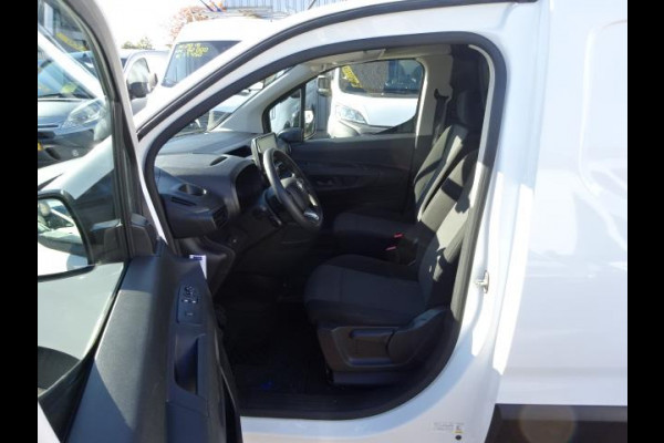 Toyota PROACE CITY 1.5 D-4D Navigator Long 130 PK NAVI CRUISE PDC