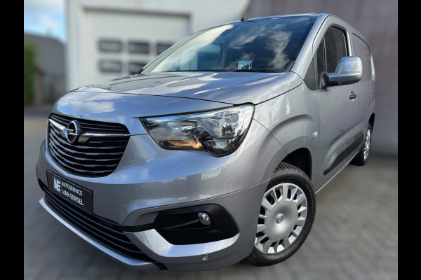 Opel Combo Edition HUD / PDC VOOR & ACHTER / CARPLAY / CRUISE / STOEL & STUURVERW. / 4-SEIZOENENBANDEN / ARMSTEUN