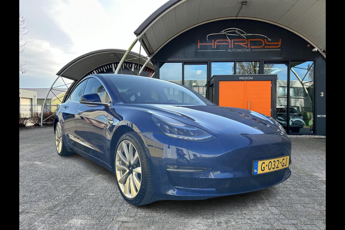 Tesla Model 3 Long Range AWD 75 kWh 88% SOH Trekhaak (1.000kg)