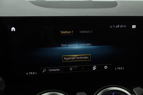 Mercedes-Benz GLA 200 AMG | Carplay | Stoelverwarming | Camera | Widescreen | Full LED | Navigatie | Park Assist | Half leder | DAB+