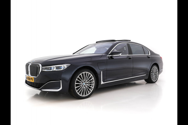 BMW 7 Serie 745Le xDrive High Executive (INCL.BTW) *PANO | HEAD-UP | LASER-LED | VOLLEDER | MEMORY-PACK | SOFT-CLOSE | 360°CAMERA | KEYLESS | VIRTUAL-COCKPIT | NAVI-FULLMAP | 20''ALU | COMFORT-SEATS*