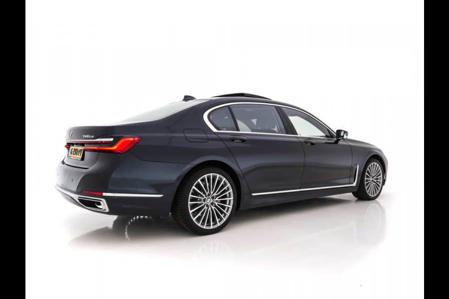 BMW 7 Serie 745Le xDrive High Executive (INCL.BTW) *PANO | HEAD-UP | LASER-LED | VOLLEDER | MEMORY-PACK | SOFT-CLOSE | 360°CAMERA | KEYLESS | VIRTUAL-COCKPIT | NAVI-FULLMAP | 20''ALU | COMFORT-SEATS*