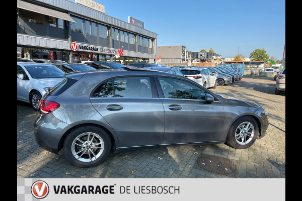 Mercedes-Benz A-Klasse 200 Premium/pano/wide screen/navi/stoelverw/camera/boeken