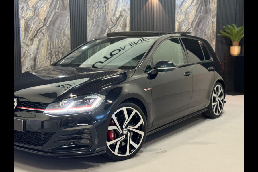 Volkswagen Golf 2.0 TSI GTI Performance|PANO|KEYLESS|FULL OPTION