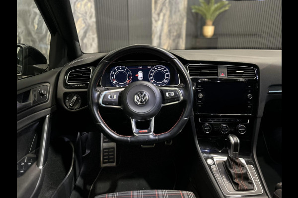 Volkswagen Golf 2.0 TSI GTI Performance|PANO|KEYLESS|FULL OPTION