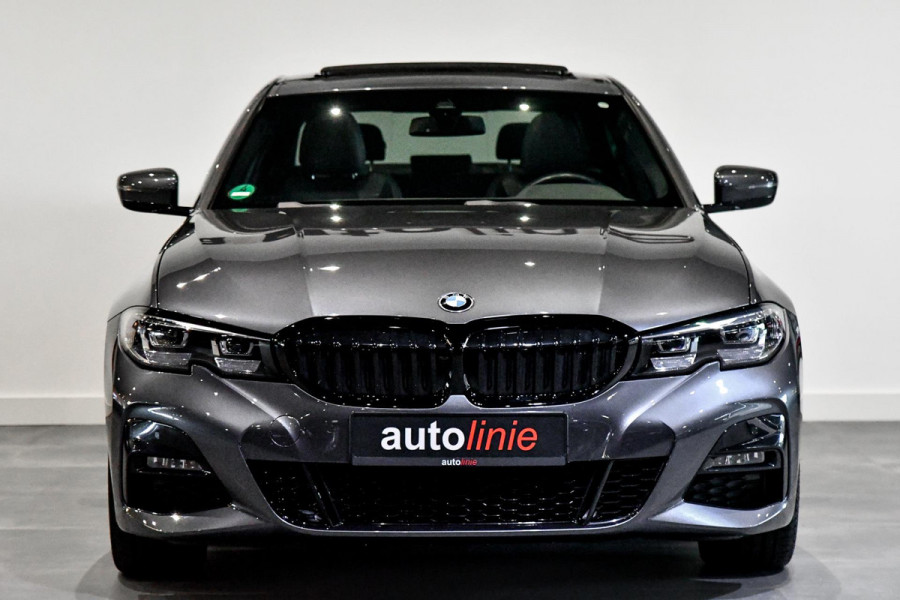 BMW 3-serie 330e eDrive Edition. M-Sport, Aero, Pano, Camera, Hifi, CarPlay, Sfeer!