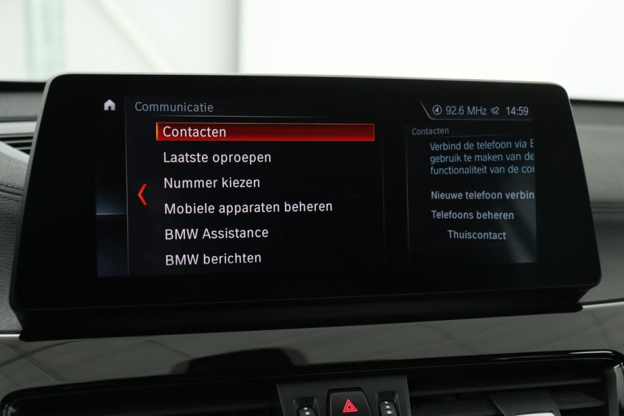 BMW X1 sDrive18i M-Sport | Camera | Trekhaak | Head-Up | Sportstoelen | Full LED | Navigatie | Climate control | PDC | Cruise control