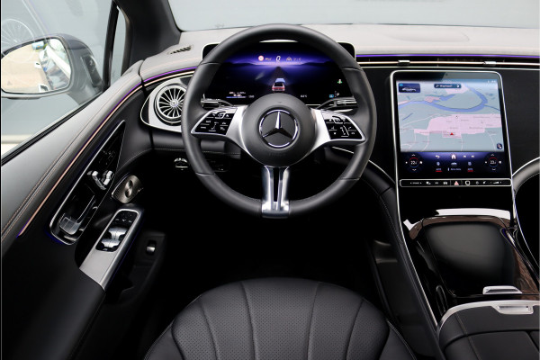 Mercedes-Benz EQE 300 Luxury Line 89 kWh | Distronic+ | Trekhaak | Burmester | Memory | Digital Light | Leder | Surround Camera | Keyless Go | Rijassistentiepakket+ |