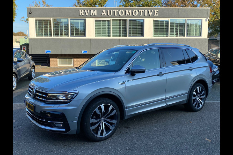 Volkswagen Tiguan Allspace 1.5 TSI Highline Business R | ORIG. NL. NAP KM. | 7 PERSOONS | PANO | TREKHAAK