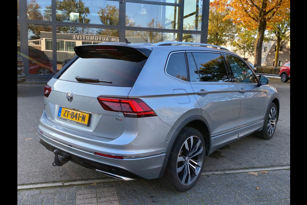 Volkswagen Tiguan Allspace 1.5 TSI Highline Business R | ORIG. NL. NAP KM. | 7 PERSOONS | PANO | TREKHAAK