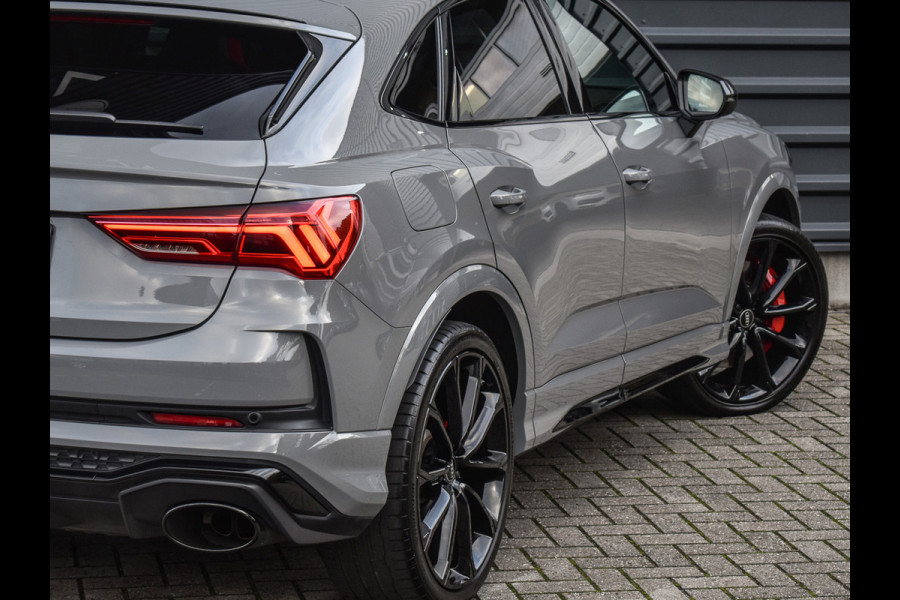 Audi Q3 Sportback TFSI RS | PANORAMADAK | AMBIANCE INTERIEUR | 360 CAMERA | DAB+ | KEYLESS ENTREE | SONOS SOUND | CARBON INLEG | RS SEATS | ADAPTV