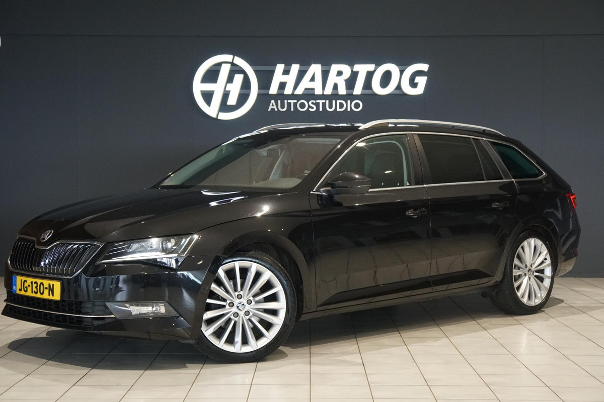 Škoda Superb Combi 1.8 TSI Style Business *EERSTE EIGENAAR* + APPLE CARPLAY / TREKHAAK