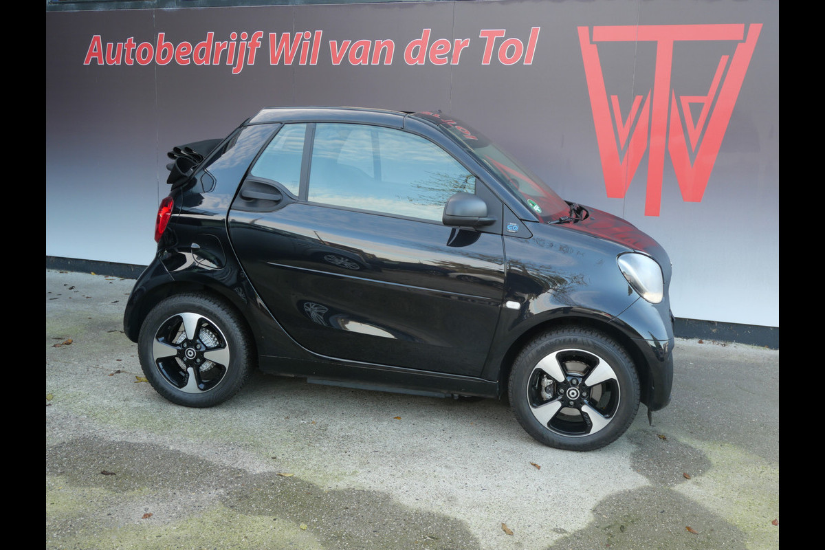 Smart EQ fortwo CABRIO | 22 KW SNELLADEN | CRUISE | CLIMA | 6.500 KM!!