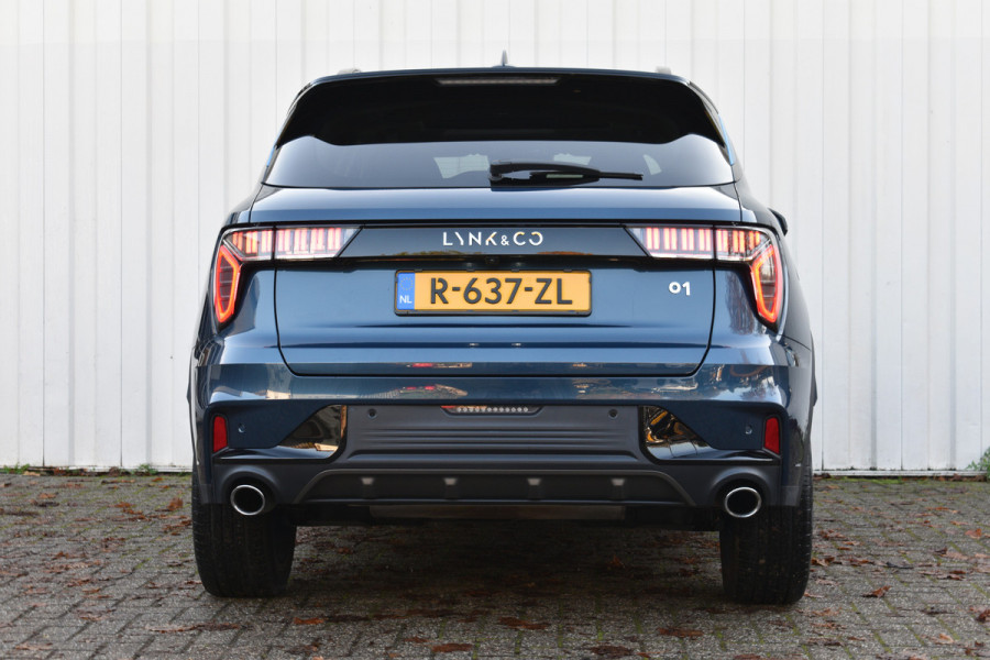 Lynk & Co 01 | Panoramadak | Adapt. Cruise | Apple Carplay | Dodehoek detector |