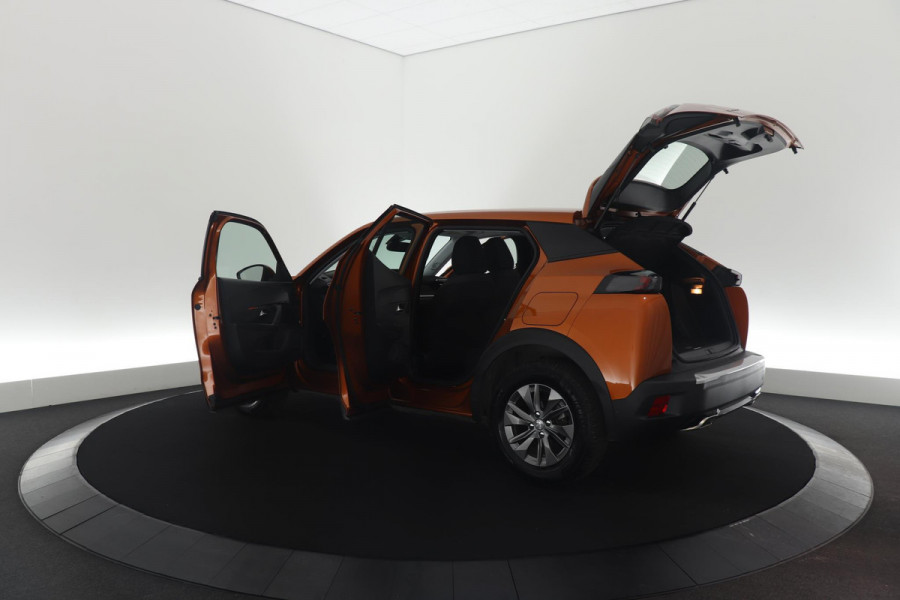 Peugeot 2008 PureTech 130 EAT8 Active Pack | Camera | Apple Carplay | Navigatie | Parkeersensoren