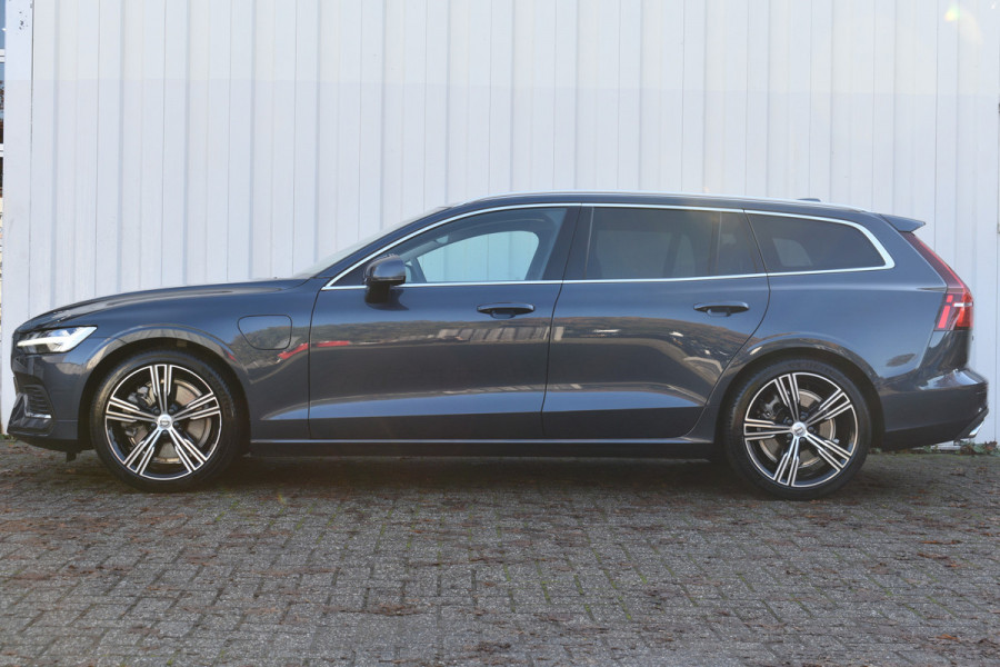 Volvo V60 Recharge T6 AWD 350PK Automaat Plus Bright | Long Range | H&K | Camera | ACC | Leder | Elektr. stoel | Stoel/stuur verwarming |