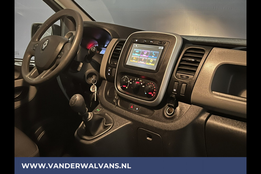 Renault Trafic 1.6 dCi 122pk L2H1 Euro6 Airco | Imperiaal | Trekhaak | Navigatie | Cruisecontrol Sidebars, Parkeersensoren, Bijrijdersbank