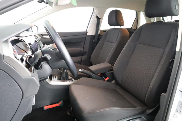 Volkswagen Polo 1.0 TSI Comfortline Business 95 pk | Navigatie | Parkeersensoren (Park assist) | Adaptieve cruise control | Autom. airco |