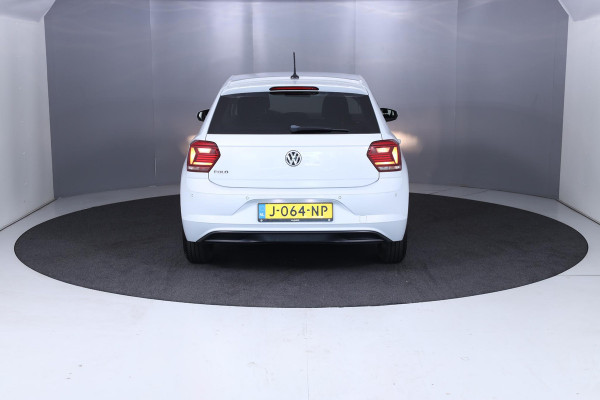 Volkswagen Polo 1.0 TSI Comfortline Business 95 pk | Navigatie | Parkeersensoren (Park assist) | Adaptieve cruise control | Autom. airco |