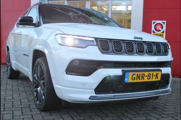 Jeep Compass 4xe SUMMIT 240PK PHEV AUTOMAAT | NAVIGATIE 10,25 "TOUCHSCREEN | DRAADLOOS APPLE CARPLAY/ANDROID AUTO | ACHTERUITRIJ CAMERA | DAB+ RADIO | CLIMATE CONTROL | 19" MAT BLACK LICHTMETALEN VELGEN | ADAPTIVE / CRUISE CONTROL | DIGITAAL INSTRUMENTENPANEEL | LEDEREN BEKLEDING | ELEKTRISCH VERSTELBARE BESTUURDERSSTOEL MET GEHEUGEN | BIJRIJDERSTOEL ELEKTRISCH VERSTELBAAR | FULL LED KOPLAMPEN | LED MISTLAMPEN / BOCHTVERLICHTING | KEYLESS ENTRY & START | DRAADLOOS LADEN |