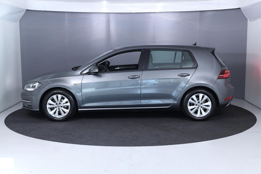 Volkswagen Golf 1.5 TSI Comfortline Business 130 pk | Navigatie | Parkeersensoren | Adaptieve cruise control | Stoelverwarming |