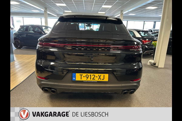 Porsche Cayenne Coupé 3.0 E-Hybrid Nieuw model / Leder / 3 beeldschermen / 22 inch / sportchrono