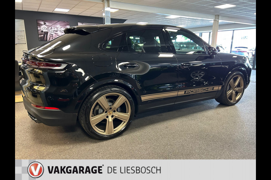 Porsche Cayenne Coupé 3.0 E-Hybrid Nieuw model / Leder / 3 beeldschermen / 22 inch / sportchrono