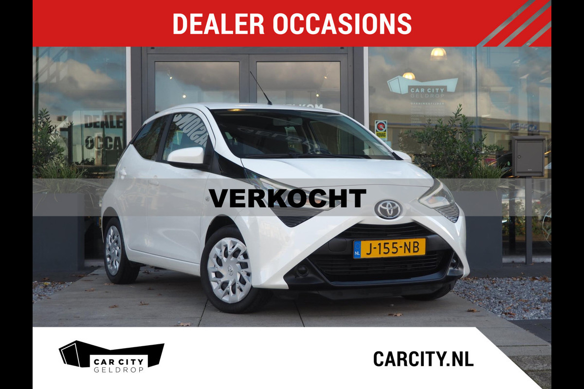 Toyota Aygo 1.0 VVT-i x-play / Automaat / CarPlay / Camera / DAB