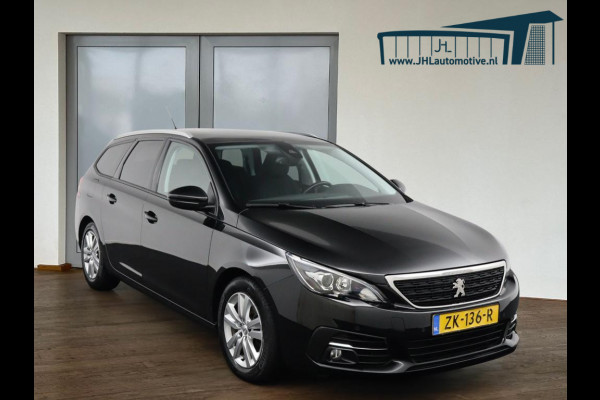 Peugeot 308 SW 1.2 PureTech Executive*PANO*CRUISE*NAVI*CARPLAY*