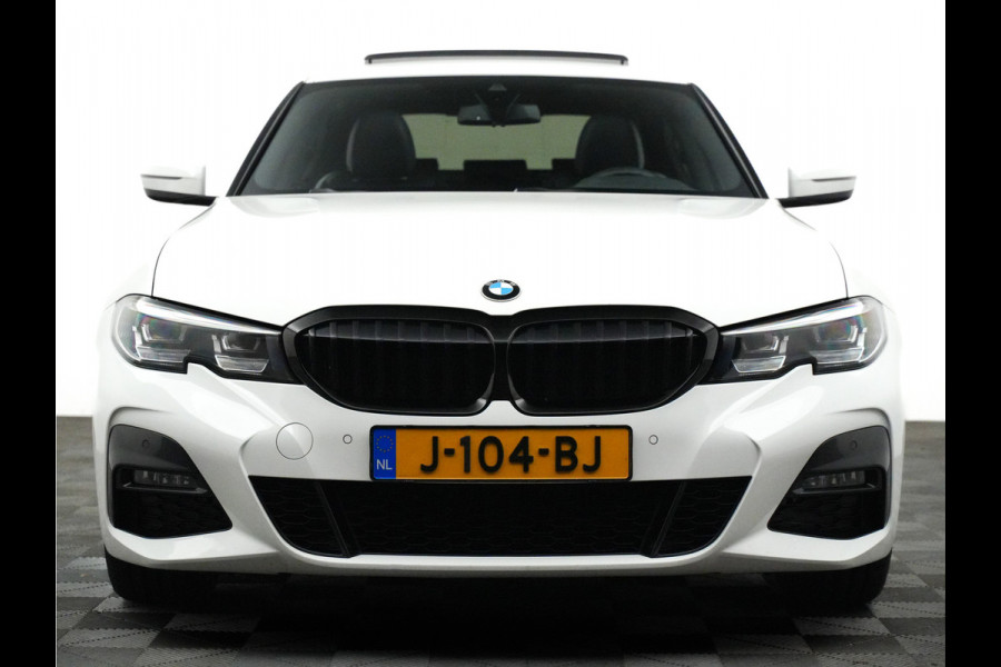 BMW 3-serie 320i M-Sport High Exe (panodak,leer,laser,sfeerverlichting)