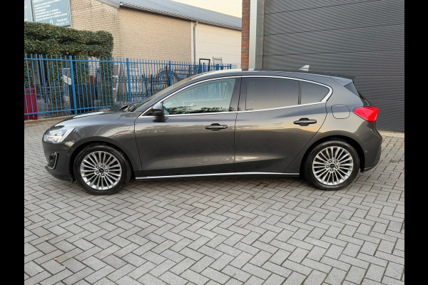 Ford Focus 1.5 EcoBoost Vignale, luxe leder, camera, magnetic grey, unieke uitvoering