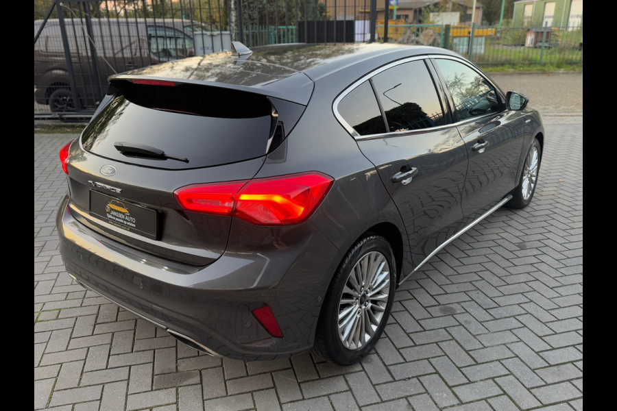 Ford Focus 1.5 EcoBoost Vignale, luxe leder, camera, magnetic grey, unieke uitvoering