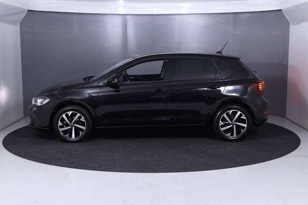 Volkswagen Polo 1.0 TSI Life 95 pk | Verlengde garantie | Navigatie | Parkeersensoren | Achteruitrijcamera | Adaptieve cruise control | Stoelverwarming |