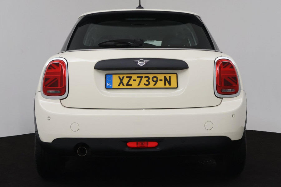 MINI Mini 1.5 One Pepper Sport (CRUISE CONTROL, NAVIGATIE, LED, CLIMATE, NL-AUTO, GOED ONDERHOUDEN)