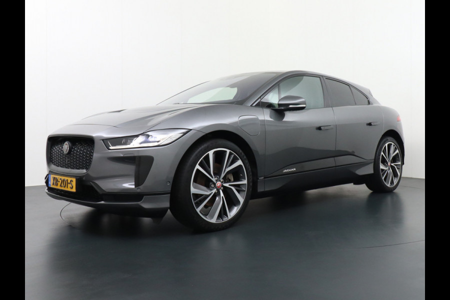 Jaguar I-PACE EV400 HSE 90 kWh 400pk 4WD Active -Air-Suspension Gekoelde-Elektr.Leer-Sport-Comfort-stoel Pano.dak VirtualCockpit Leer Adaptive Adaptive Dynamics Adaptive Surface Response actieve luchtvering! Head-up Display Meridan Surround Sound (825Watt!) Verwarmde Stuur Voorruit+Sproeiers Hill-Hold 4x4 AWD(4) wiel aandrijving Luchtvering Zwarte-Hemel Snelladen 104kw DC p/uur en thuisladen 1 fase max 7,4kw/uur bij 32a (of 3x16A omzetten naar 1x32A via de Ratio EV Transformer Charger zond