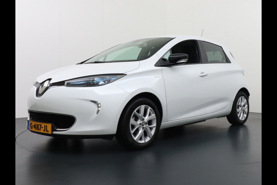 Renault ZOE R110 Limited EIGEN ACCU 41 kWh *€ 9.890,- na subsidie * AUT. 110pk AppleCarplau Android Navi Camera WiFi-vb. Bose Pdc interieur  3 fase laden 11 tot max 22kw thuis  Priv. Glass 36.000 nieuw! ! Orig.NLse auto. grote accu voor groot bereik!