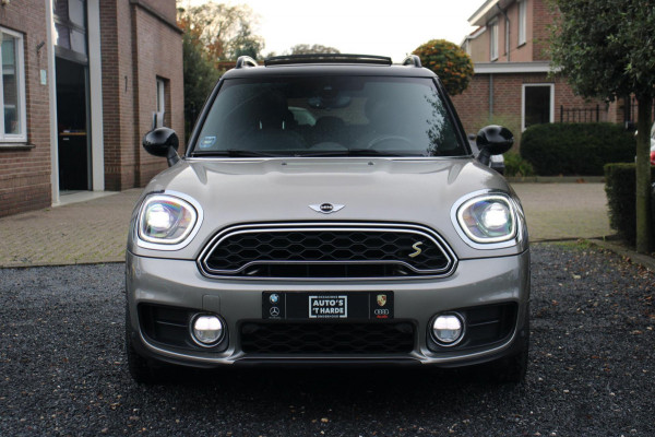 MINI Countryman 2.0 Cooper S E ALL4 Chili 225 PK ACC Pano Keyless Camera LED App-Connect PDC 18''