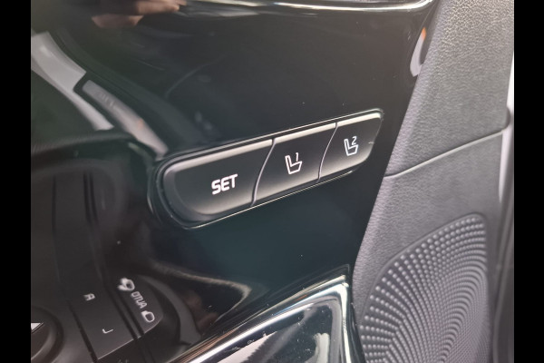 Kia Niro 1.6 GDi PHEV ExecutiveLine Plug in Hybrid | Lederen Sportstoelen Memory & Ventilatie | Trekhaak af Fabriek | Adaptive Cruise | JBL Audio | Apple Carplay | Camera | DAB |