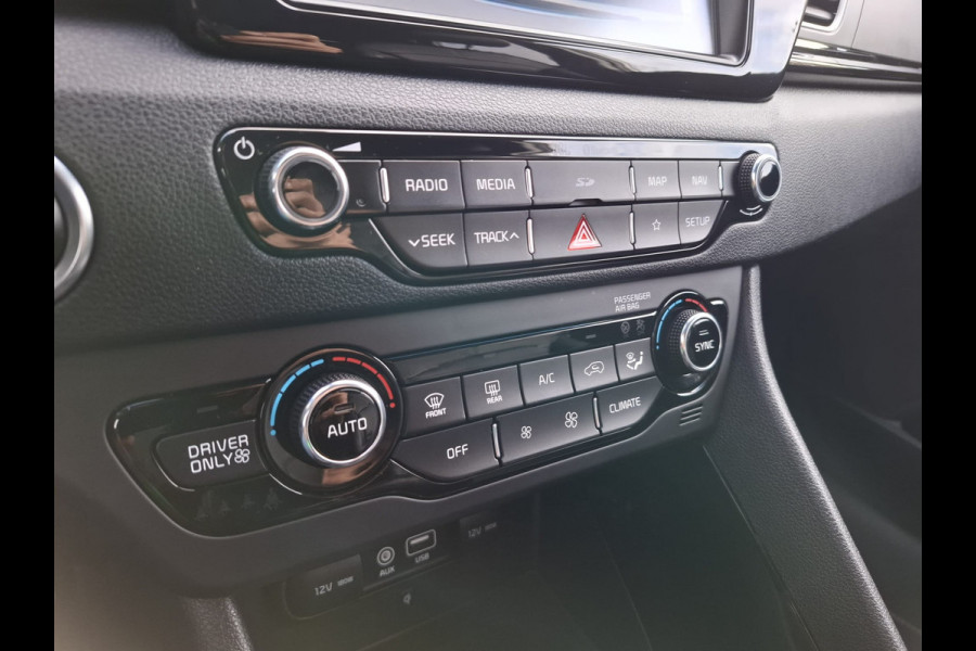 Kia Niro 1.6 GDi PHEV ExecutiveLine Plug in Hybrid | Lederen Sportstoelen Memory & Ventilatie | Trekhaak af Fabriek | Adaptive Cruise | JBL Audio | Apple Carplay | Camera | DAB |