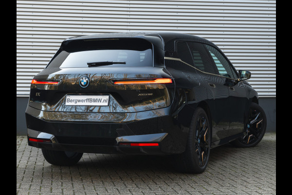 BMW iX xDrive50 - Pano - Adaptive Air - Driving Ass Prof - Harman Kardon - Laserlight