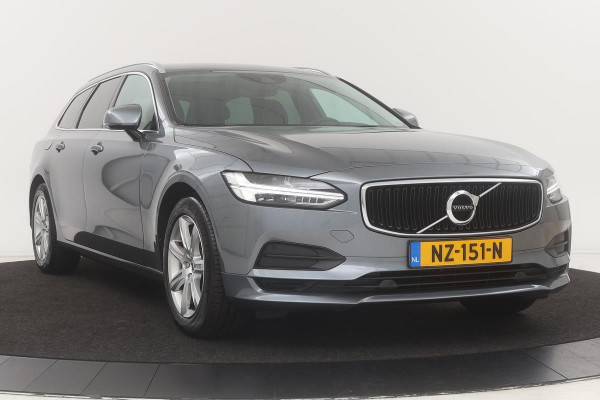 Volvo V90 2.0 D3 Momentum | Carplay | Stoelverwarming | Leder | Adaptive cruise | Trekhaak | Dodehoek detectie | Navigatie