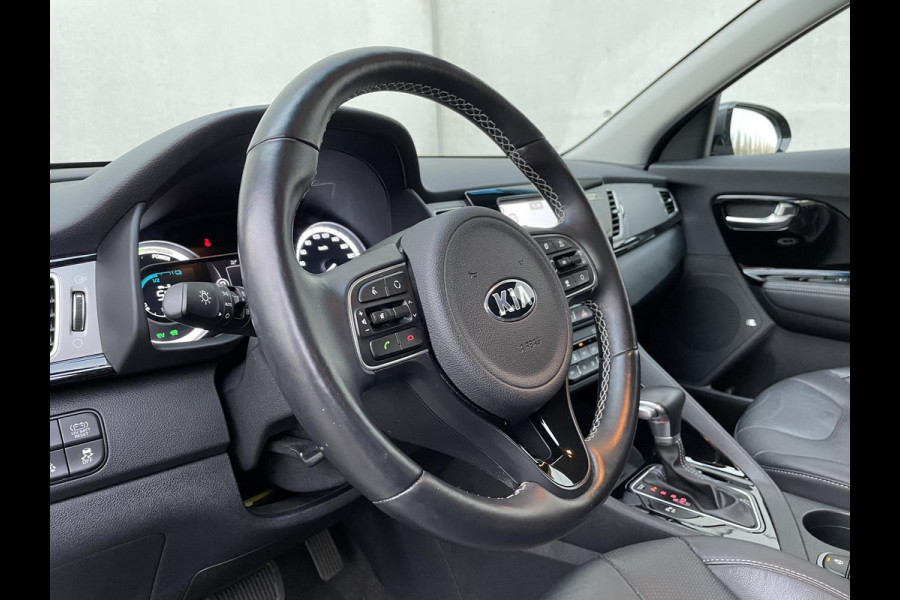 Kia Niro 1.6 GDi Hybrid ExecutiveLine Automaat | JBL | 18" Velgen | Key-Less | Leder | Camera | Navi | Clima | PDC | Cruise | LED |