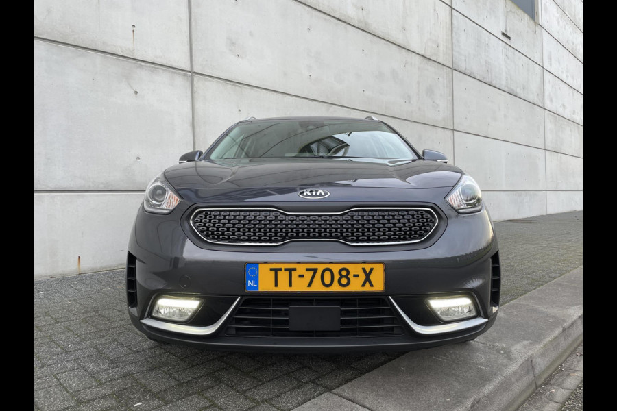 Kia Niro 1.6 GDi Hybrid ExecutiveLine Automaat | JBL | 18" Velgen | Key-Less | Leder | Camera | Navi | Clima | PDC | Cruise | LED |