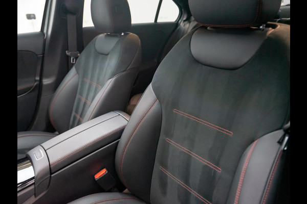 Mercedes-Benz A-Klasse A 250 e AMG Line | FACELIFT | DISTRONIC | AMG 45S Look